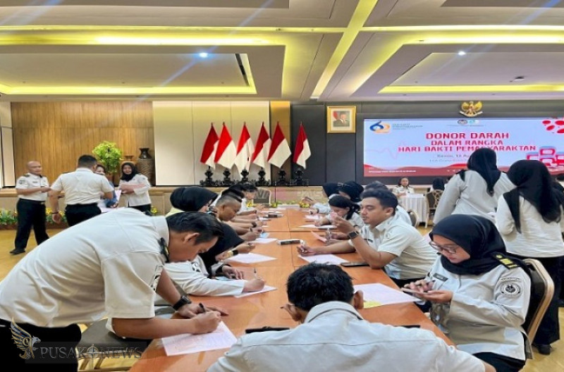 Direktorat Jenderal Pemasyarakatan (Ditjenpas) bekerja sama dengan Palang Merah Indonesia (PMI) gelar bakti sosial donor menyambut Hari Bakti Pemasyarakatan (HBP) Ke-62, Senin (13/4).
©PusakoNews.com/red