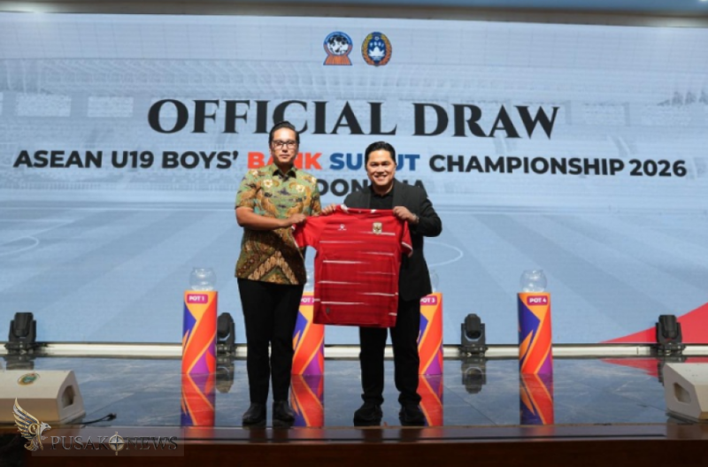 Pembagian grup Piala AFF U-19 digelar di Kantor Gubernur Sumatera Utara, Medan, Sumatera Utara, Kamis (7/5). Acara dihadiri Ketua Umum PSSI Erick Thohir, Presiden AFF Khiev Sameth, serta Pelatih Timnas U-19 Nova Arianto