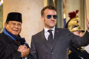 Macron Sentil Trump, Operasi Militer di Selat Hormuz Disebut Tak Masuk Akal
