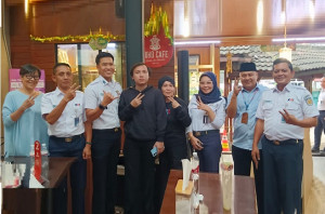 Kunjungan Kerja Komisaris KAI Service Tegaskan Komitmen Pelayanan dan Tepis Isu Negatif