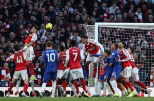 Dua Gol Pojok Mematikan! Arsenal Bungkam 10 Pemain Chelsea di Derbi London