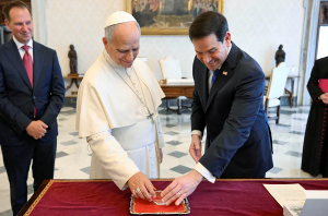 Apakah Pertemuan Rubio-Paus Leo XIV Bisa Meredam Ketegangan AS-Vatikan yang Sudah Ditebar Trump?!