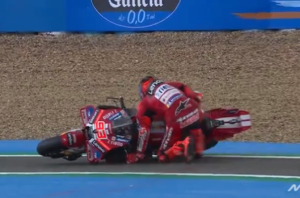 Crash Dekat Pit Lane, Antar Marc Marquez Raih Pole Jerez
