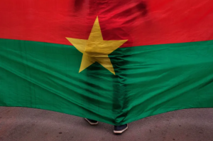 Pemerintah Militer Burkina Faso Bubarkan Lebih dari 100 LSM dan Organisasi Sipil