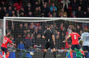 Drama Menit Akhir! Penalti Injury Time Bikin Inggris Gagal Menang