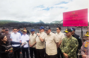 Panglima TNI Dampingi Menhan Tinjau Penertiban Lahan Tambang di Kalteng