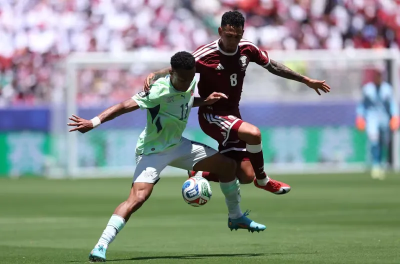 Swiss Buang Banyak Peluang, Qatar Curi Poin Berharga Lewat Drama Injury Time