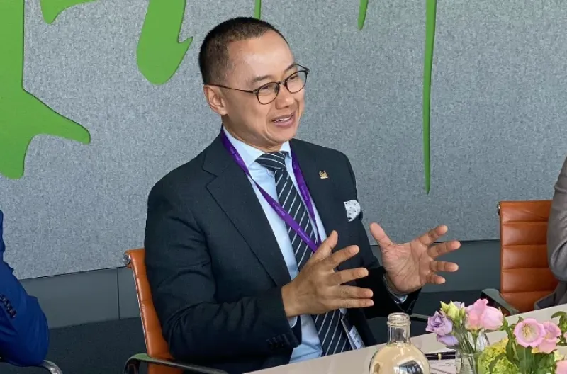 Eddy Soeparno Tegaskan Komitmen Indonesia dalam Transisi Energi kepada Bloomberg NEF