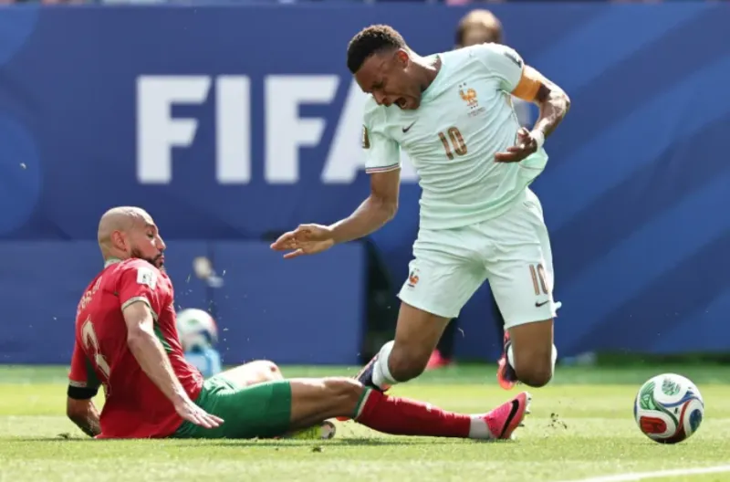Mbappe Bangkit dari Gagal Penalti, Prancis Singkirkan Maroko dan Lolos ke Semifinal!