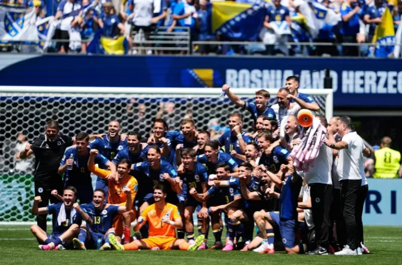 Alajbegovic Bersinar, Bosnia dan Herzegovina Jaga Asa ke Babak Gugur Usai Tundukkan Qatar 3-1