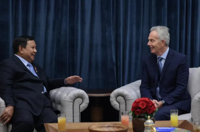 Presiden Prabowo Subianto menerima mantan Perdana Menteri Inggris, Tony Blair di kediaman pribadinya di Kertanegara, Jakarta, pada Senin malam, 6 Juli 2026