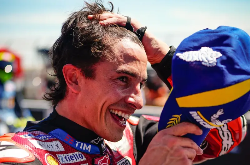 Marc Marquez Rebut Pole Position MotoGP Hungaria 2026, Ungguli Pedro Acosta Hanya 0,053 Detik di Balaton Park