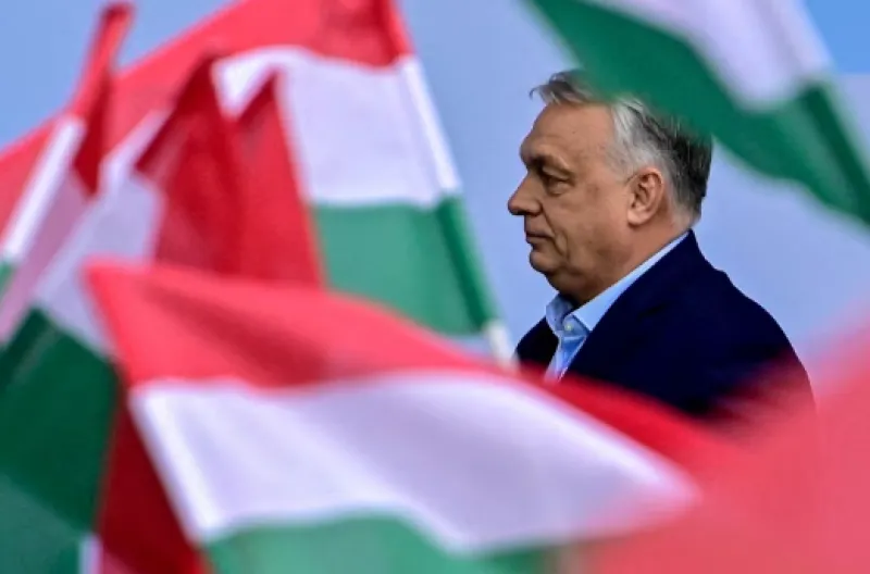 Mantan Perdana Menteri Hungaria Viktor Orbán, yang terlihat di Budapest pada 23 Maret, terpilih kembali sebagai pemimpin partai oposisi utama pada hari Sabtu, meskipun kalah dalam pemilihan parlemen tahun ini.
