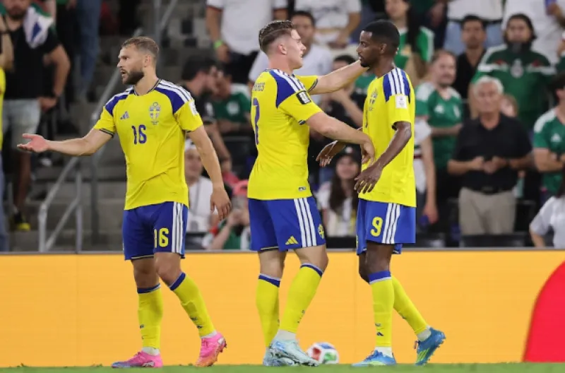 Swedia Hancurkan Tunisia 5-1, Gyokeres dan Isak Antar Tim Skandinavia Puncaki Grup F