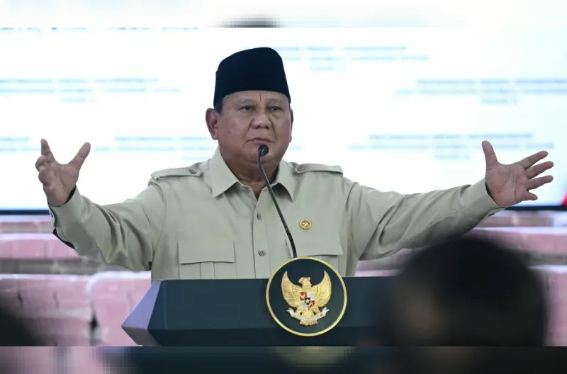 Presiden Prabowo Subianto menyampaikan sambutannya di Kompleks Kejaksaan Agung Republik Indonesia, Jakarta, pada Selasa, 6 Oktober 2026