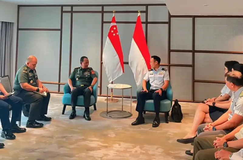 Kasum TNI Pimpin Delegasi Indonesia pada Sidang Ke-22 TNI-SAF Annual Staff Meeting 2026 di Singapura