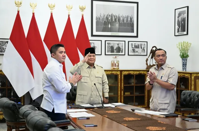 Presiden Prabowo Subianto meresmikan 3.395 jembatan yang dibangun TNI-Polri serta 3.000 sumber air bersih TNI Angkatan Darat (AD), pada Kamis, 13 Agustus 2026, secara hybrid melalui konferensi video.