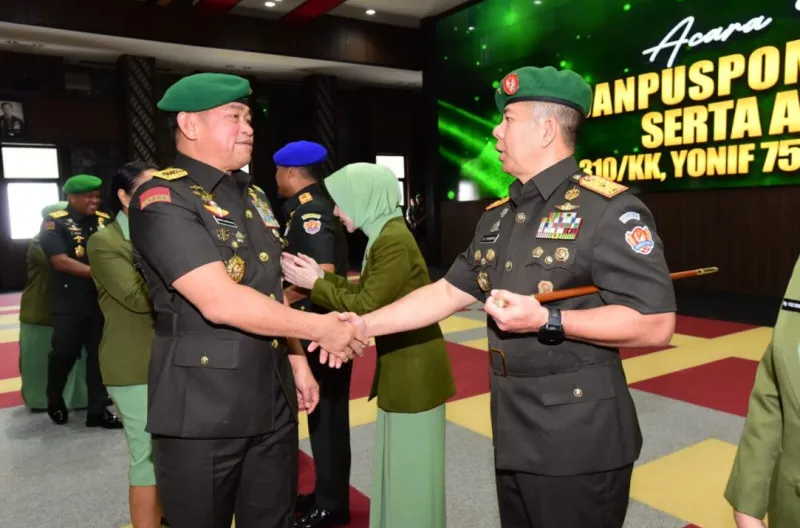 Dansecapaad, Brigjen TNI Andre Clift Rumbayan, S.Sos., M.M.