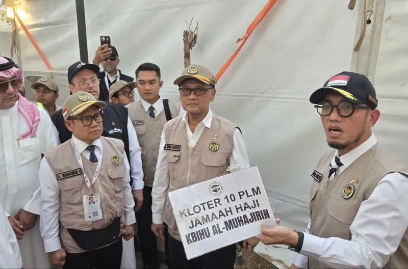 Wakil Menteri Haji dan Umrah Dahnil Anzar Simanjuntak menegaskan pihaknya telah mencopot berbagai identitas KBIHU dan spanduk tidak resmi di area tenda Arafah