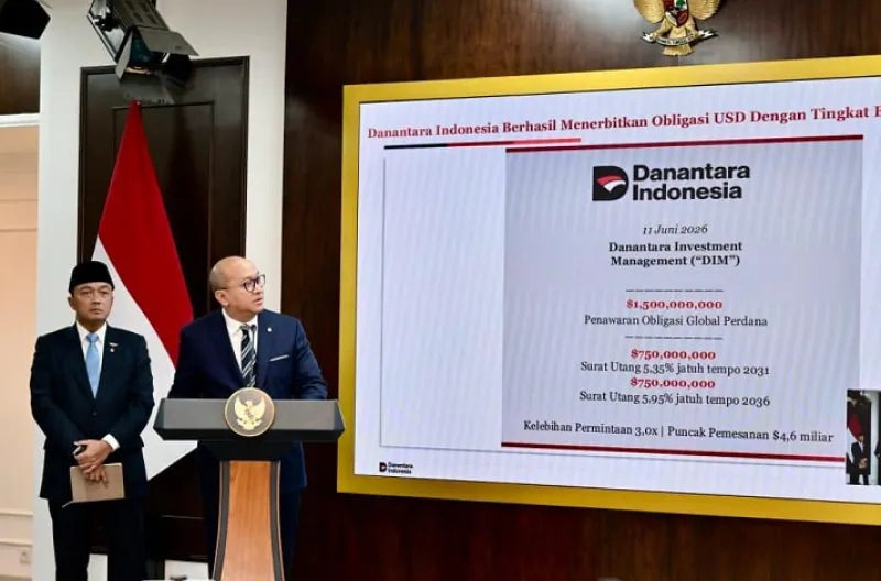 Keterangan Pers Menteri Investasi dan Hilirisasi/Kepala BKPM sekaligus Chief Executive Officer (CEO) Danantara Indonesia Rosan Roeslani di Kompleks Istana Kepresidenan Jakarta, pada Senin, 15 Juni 2026
