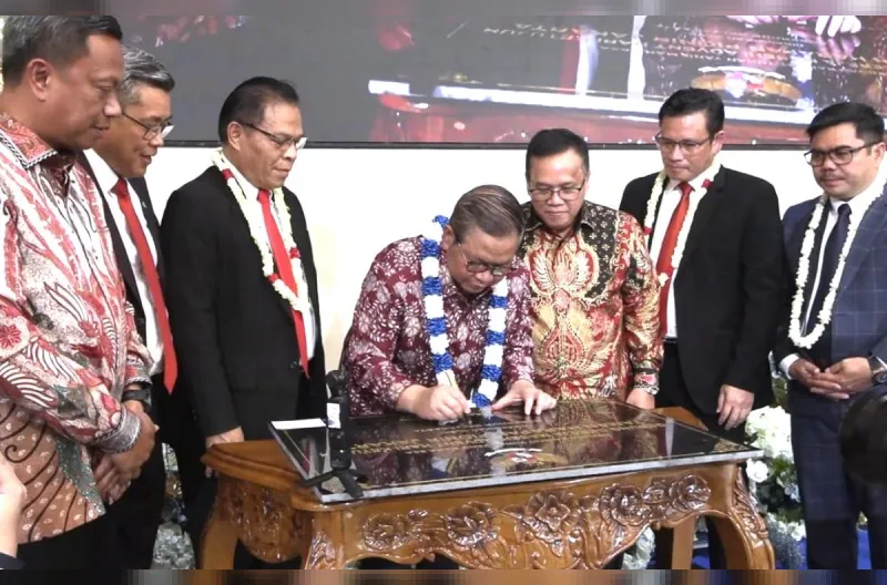 Gubernur DKI Jakarta Pramono Anung meresmikan GMAHK Taman Harapan Jakarta di Cililitan, Jakarta Timur, pada Minggu, 25 Oktober 2026.
