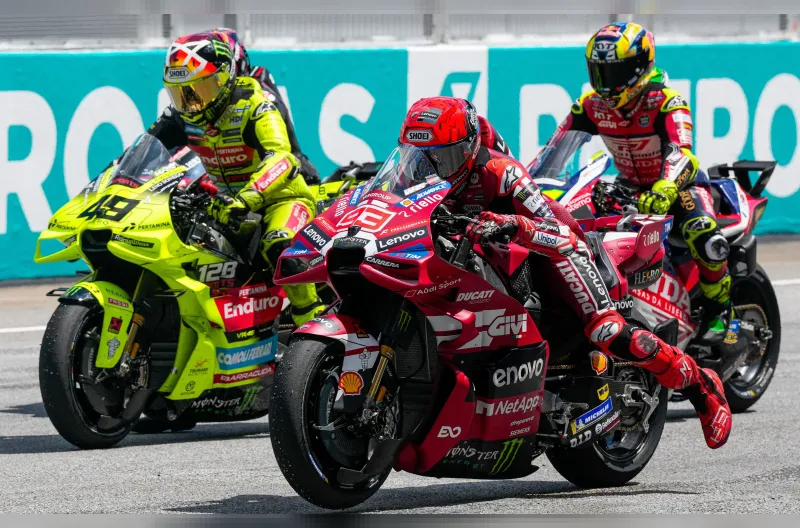 Marc Marquez memimpin Practice MotoGP Malaysia, Jumat (30/10/2026), dengan keunggulan 0,109 detik atas Alex Marquez.