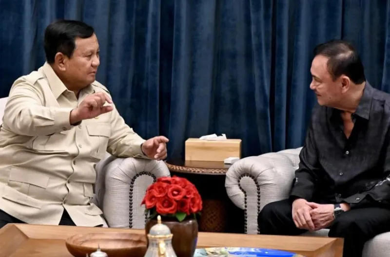Presiden Prabowo Subianto menerima kunjungan Perdana Menteri Thailand periode 2001–2006, Thaksin Shinawatra di kediaman pribadi Presiden di Kertanegara, Jakarta, pada Rabu malam, 8 Juli 2026
