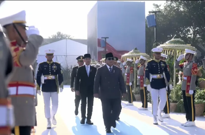 Presiden Prabowo dan Wapres Gibran menghadiri acara puncak Hari Bhayangkara ke-80
