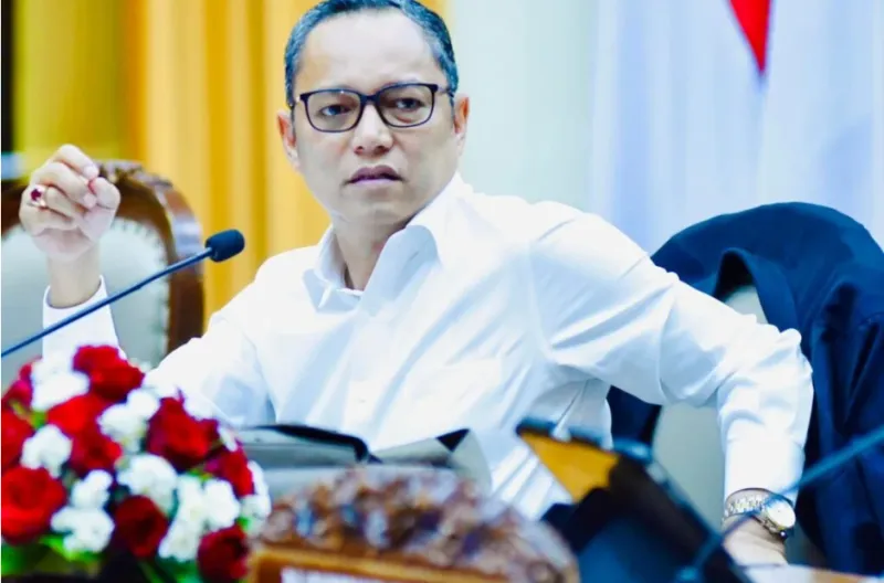 Anggota Komisi II DPR RI dari Fraksi PDI Perjuangan, Deddy Sitorus