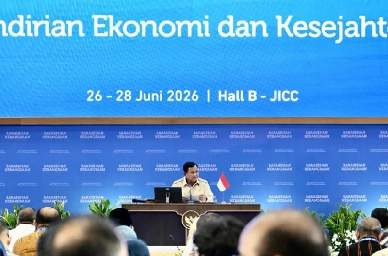 Presiden Prabowo Subianto saat menutup Sarasehan Kebangsaan Konvensi Sains, Teknologi, dan Industri Indonesia (KSTI) Tahun 2026 yang digelar di Jakarta International Convention Center (JICC), Jakarta, pada Minggu, 28 Juni 2026