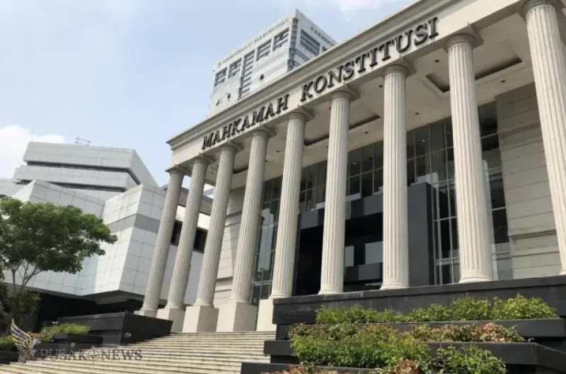 Gedung Mahkamah Konstitusi 
©PusakoNews.com/red