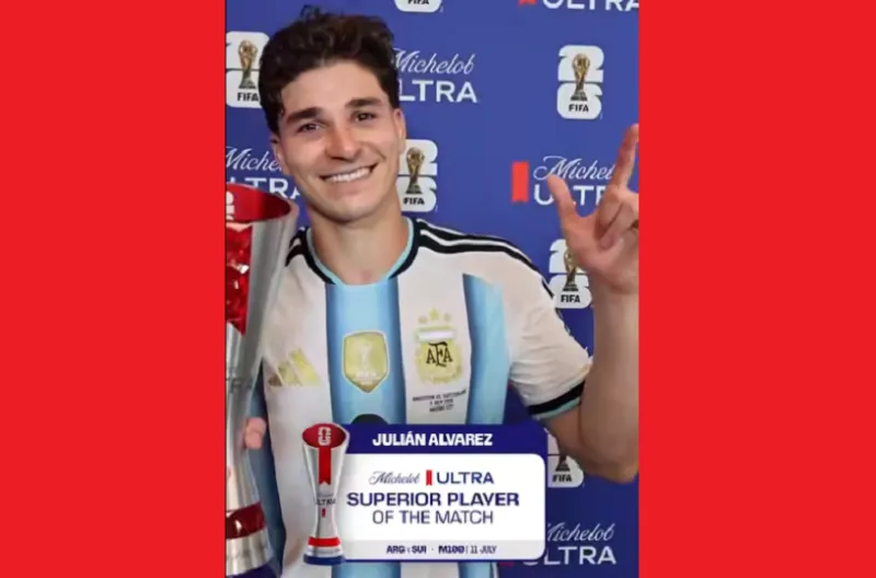 Pemain Terbaik Pertandingan Michelob Ultra Superior, Julian Alvarez (Argentina)
