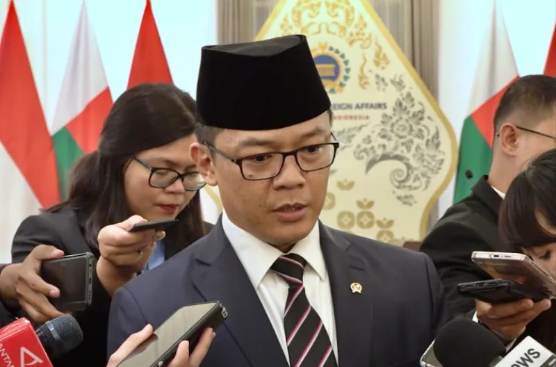 Menteri Luar Negeri, Sugiono