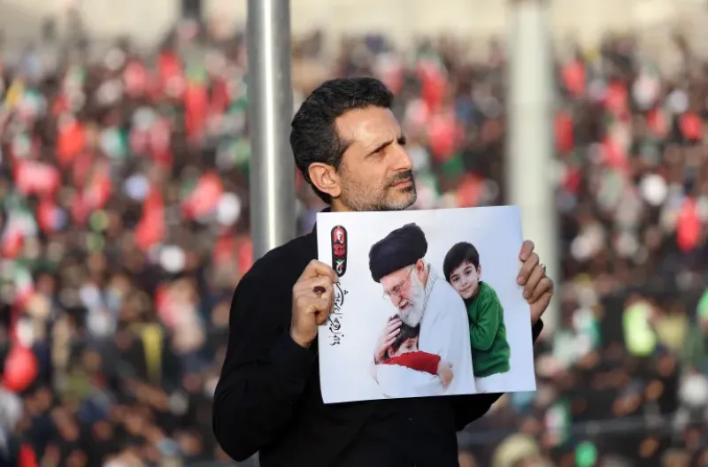 Jutaan Warga Padati Teheran, Pemakaman Ali Khamenei Jadi Momentum Era Baru Kepemimpinan Iran