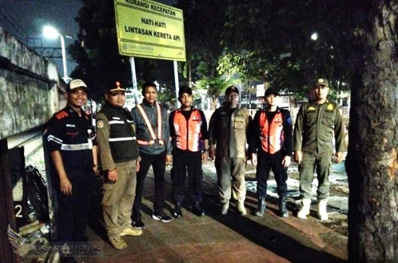 Pengawasan Malam di Bantaran Rel Jalan I Gusti Ngurah Rai Diperketat