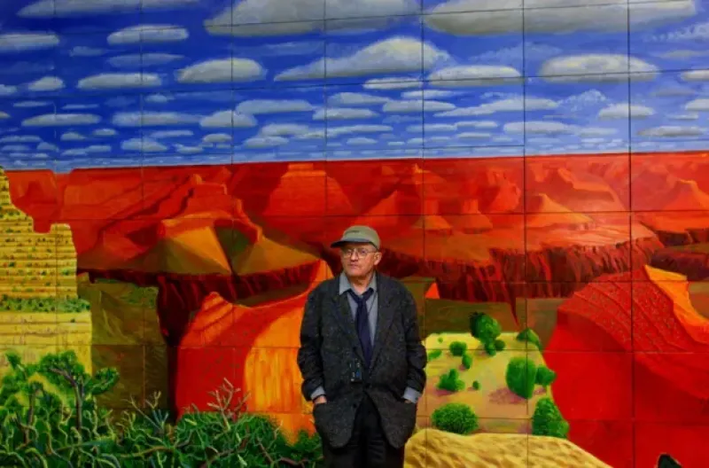 Seniman Legendaris David Hockney Wafat di Usia 88 Tahun, Dunia Seni Kehilangan Ikon Visioner yang Mengubah Wajah Seni Modern