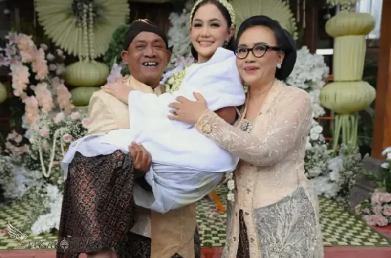 Haru dan Sakral! Aksa Uyun Anak Soimah Menikah dengan Yosika Ayumi di Yogyakarta