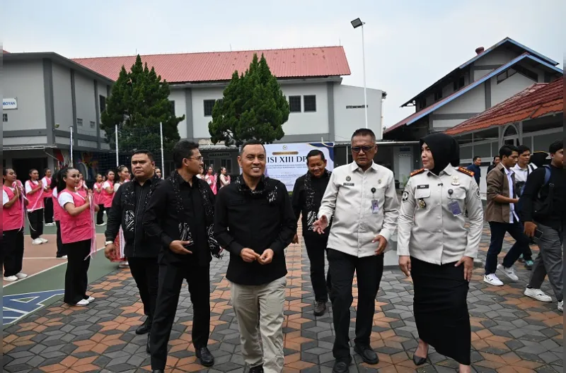 Ketua Komisi XIII DPR RI Willy Aditya memimpin kunjungan kerja spesifik Komisi XIII DPR RI ke Lapas Perempuan Kelas IIA Bandung, Jawa Barat, Jumat Petang (25/9/2026)