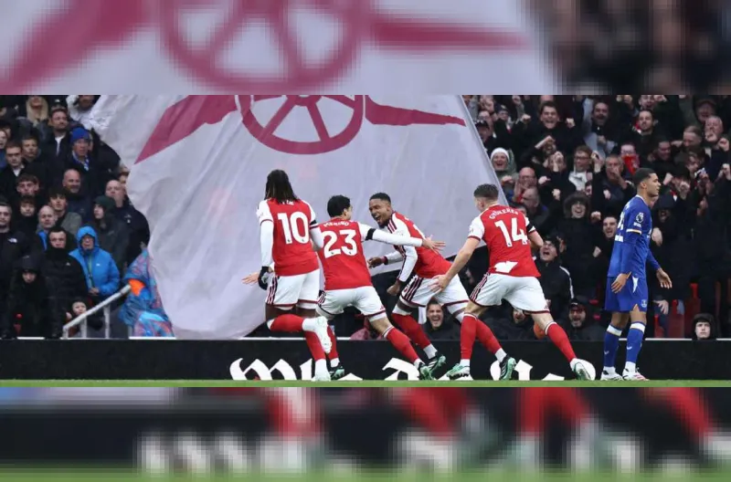Arsenal Tekuk Everton 2-0, Gol Konsa dan Gabriel Bawa The Gunners Samai Poin Man City
