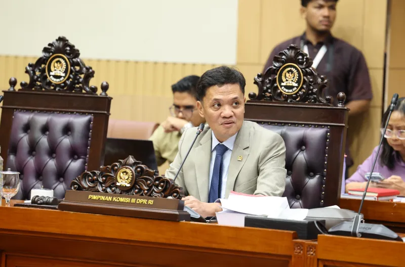 Tok! Komisi III DPR Setujui 14 Calon Hakim Agung dan Hakim Ad Hoc MA