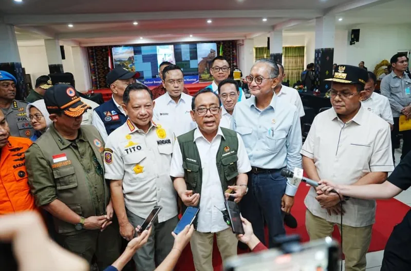 Pemerintah Percepat Penanganan Pascagempa NTT, 27 Ton Logistik dan Ribuan Personel Dikerahkan Pemerintah Percepat Penanganan Pascagempa NTT, 27 Ton Logistik dan Ribuan Personel Dikerahkan