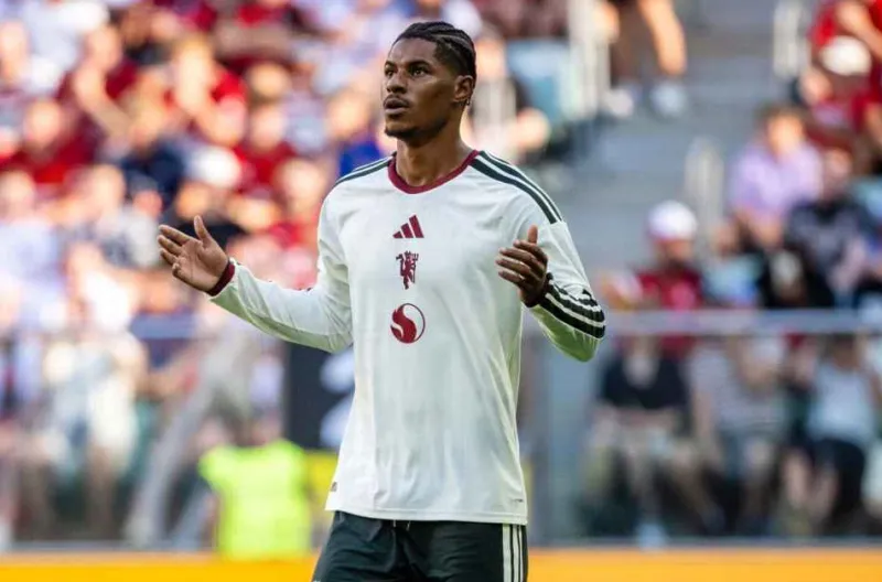 Marcus Rashford menghabiskan musim lalu sebagai pemain pinjaman di Barcelona.