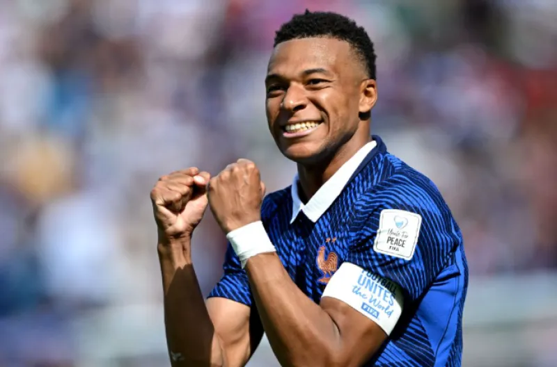 Kylian Mbappe menyamai rekor gol Olivier Giroud untuk Prancis saat melawan Senegal