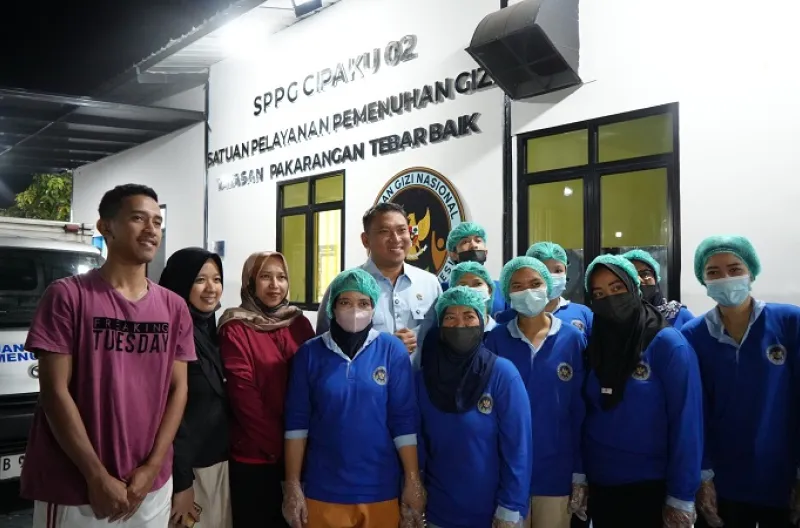 Kepala Badan Gizi Nasional Sidak SPPG Cipaku 02