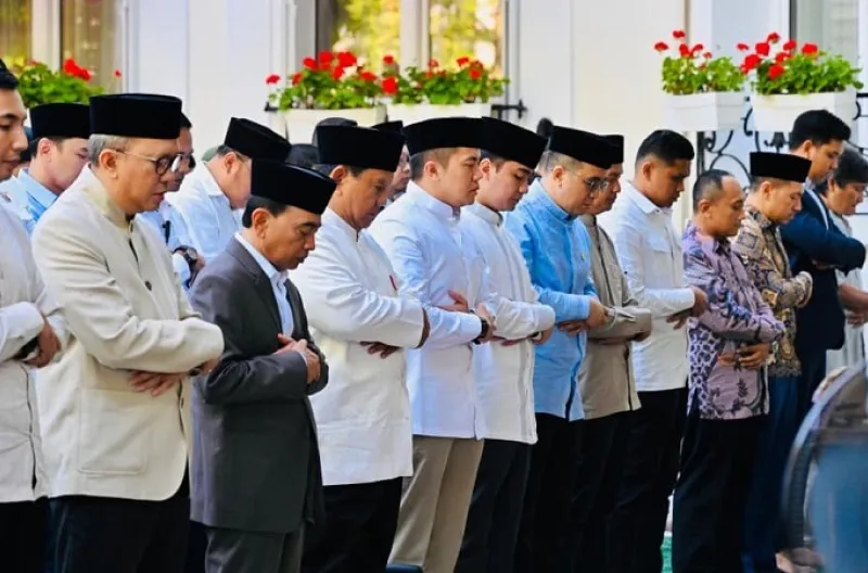 residen Republik Indonesia Prabowo Subianto melaksanakan salat sunah Iduladha 1447 Hijriah di Wisma Indonesia, Paris, Prancis, pada Rabu, 27 Mei 2026, bertepatan dengan 10 Zulhijah 1447 Hijriah