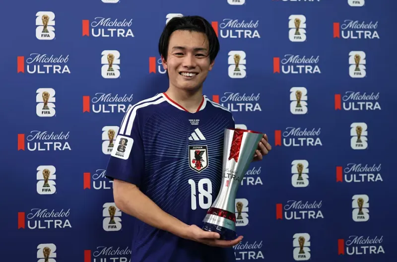 Pemain Terbaik Pertandingan Michelob Ultra, Ayase Ueda (Jepang)