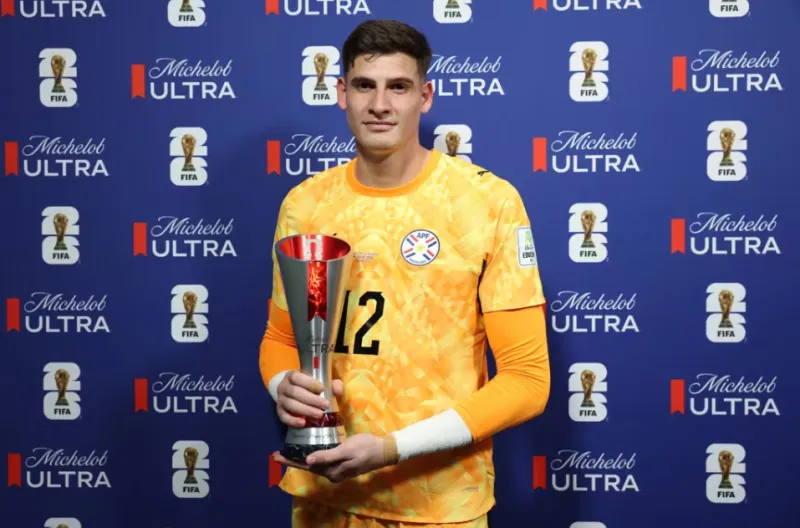 Pemain Terbaik Pertandingan Michelob Ultra Superior, Orlando Gill (Paraguay)