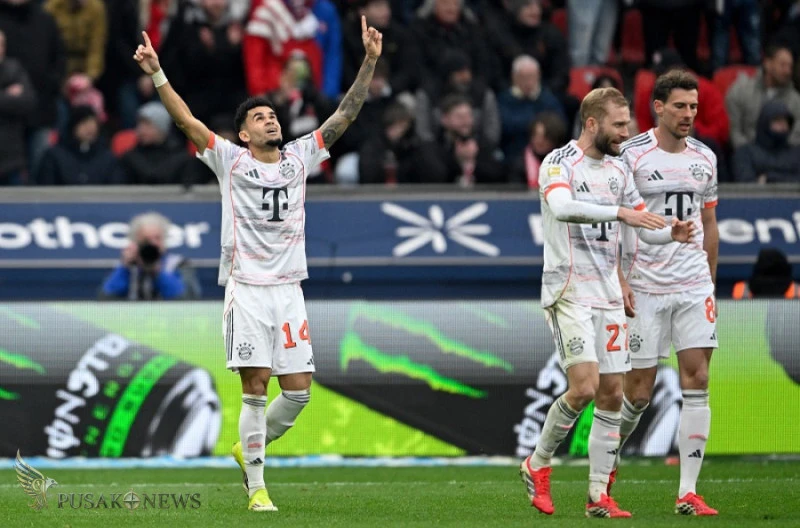 Leverkusen Tahan Bayern 1-1, Luis Diaz Cetak Gol sebelum Diusir Wasit