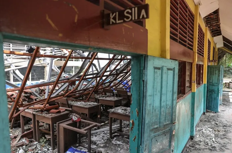 Gedung SDN Kebayoran Lama Selatan 09 yang mengalami kerusakan bangunan