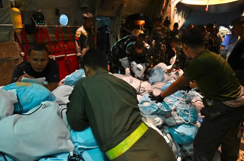 Pemerintah mengirimkan total 27 ton logistik ke wilayah terdampak bencana gempa bumi di Provinsi Nusa Tenggara Timur pada Sabtu, 15 Agustus 2026.